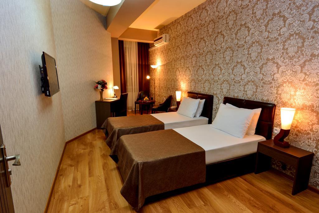 Hotel Diamond Tbilisi Phòng bức ảnh