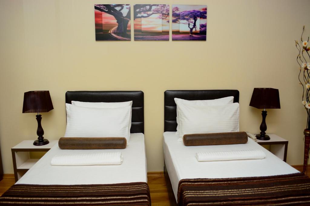 Hotel Diamond Tbilisi Ngoại thất bức ảnh