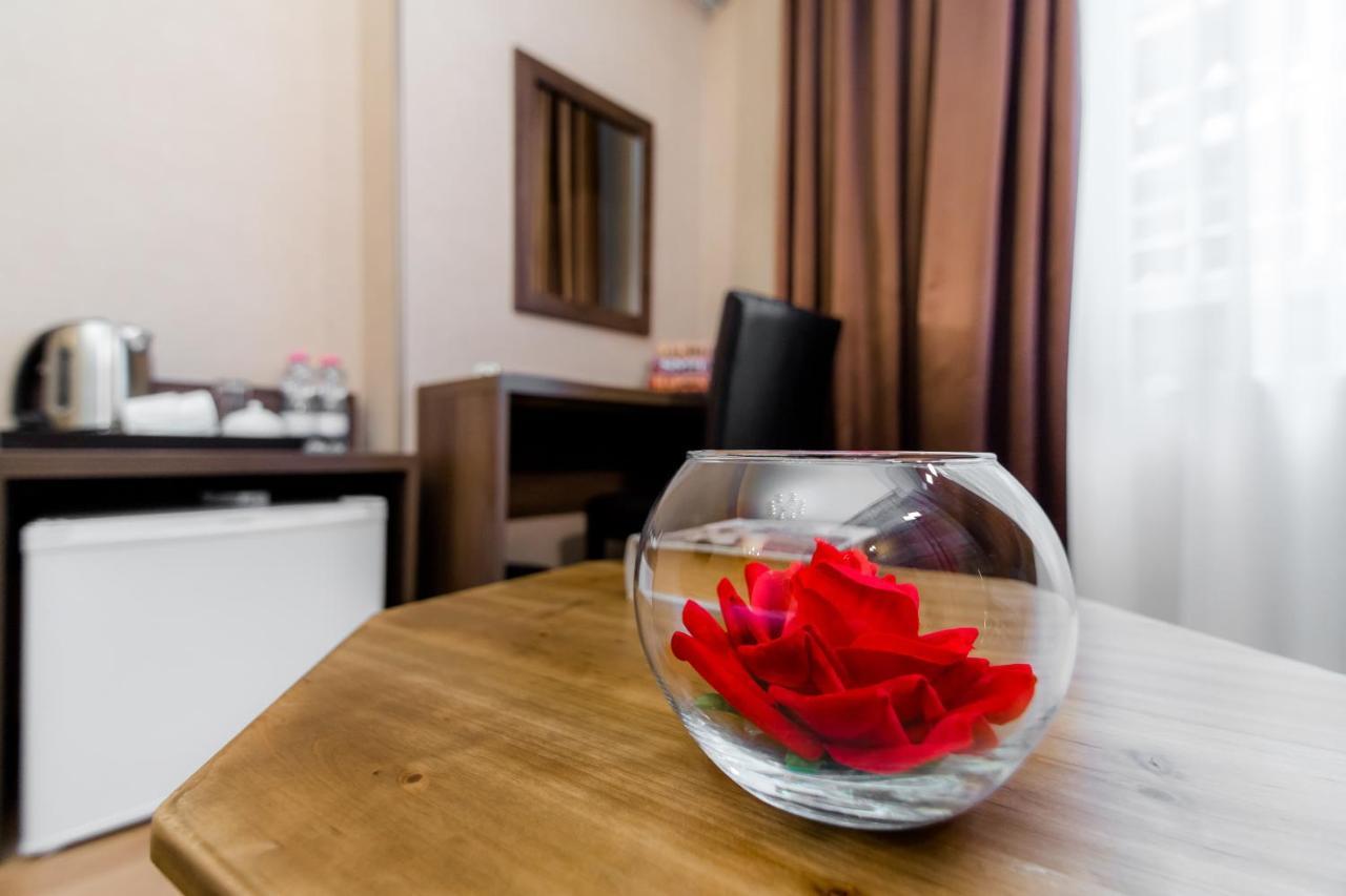 Hotel Diamond Tbilisi Ngoại thất bức ảnh