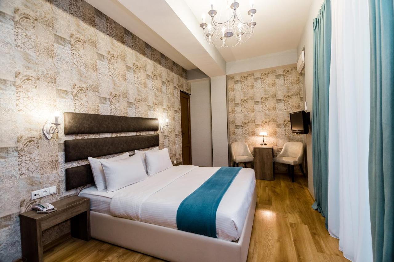 Hotel Diamond Tbilisi Ngoại thất bức ảnh