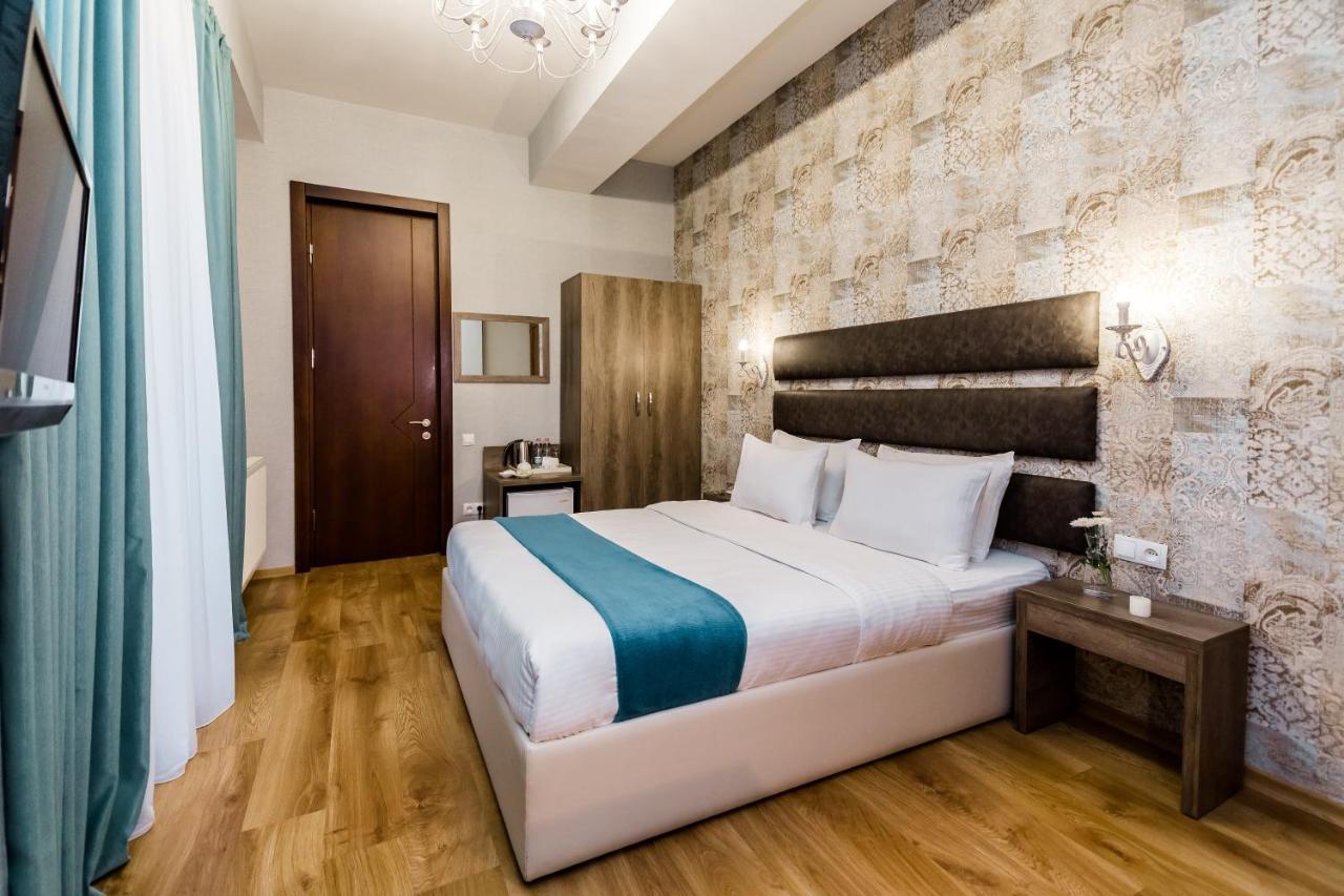 Hotel Diamond Tbilisi Ngoại thất bức ảnh