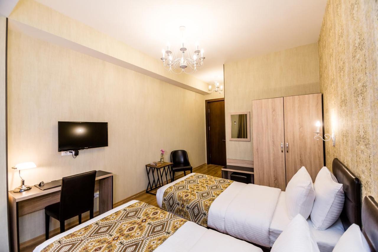 Hotel Diamond Tbilisi Ngoại thất bức ảnh