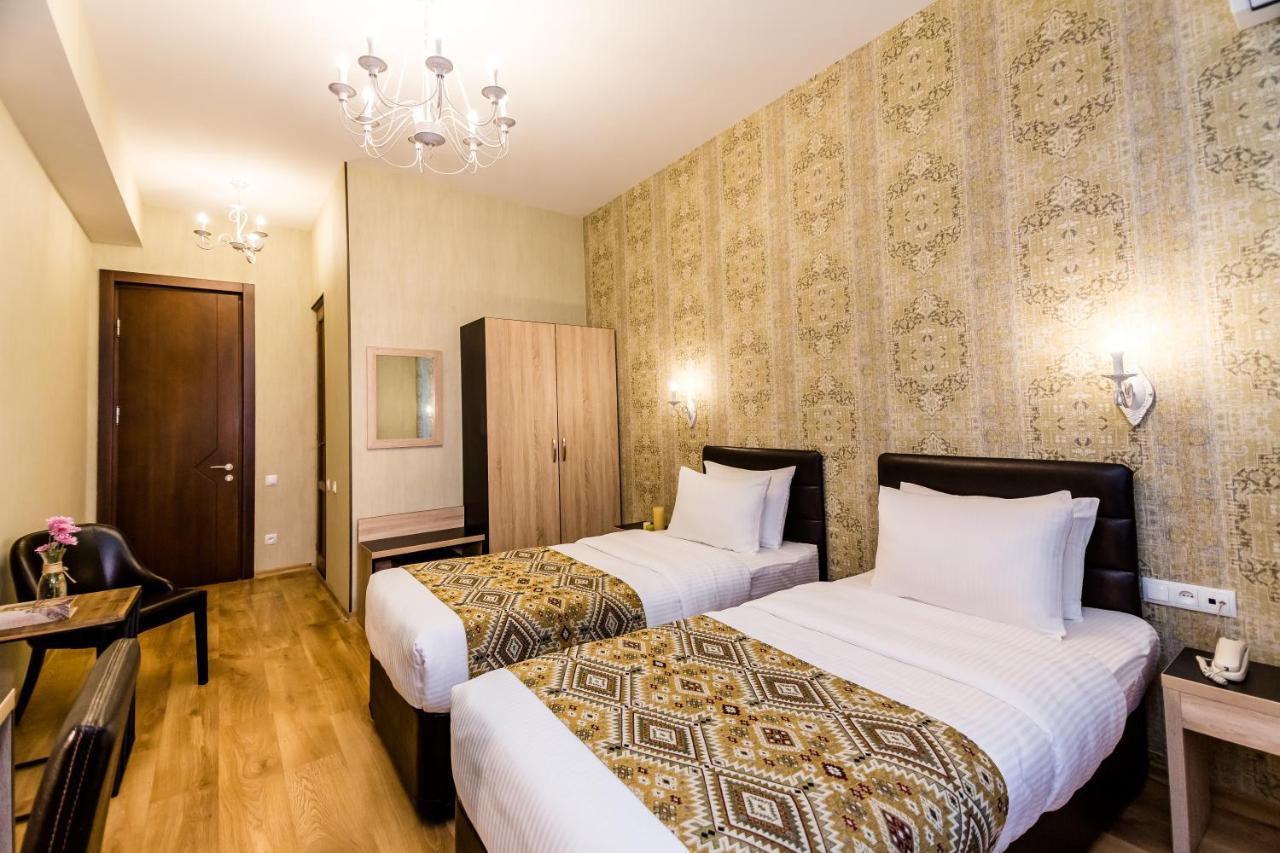 Hotel Diamond Tbilisi Ngoại thất bức ảnh